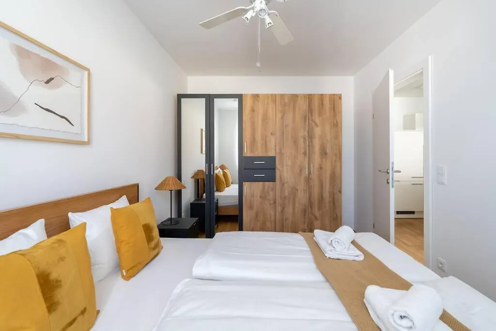 Spotless 1Br, Quick City Link By Hm Vienna 0*,  Austria